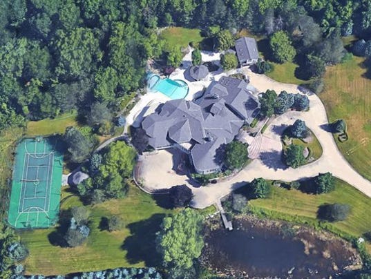 Eminem's Rochester Hills mansion sells for $1.9M