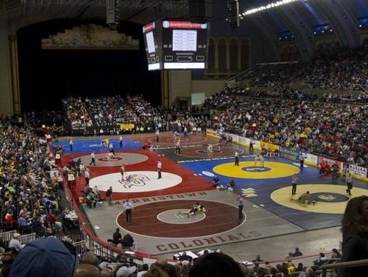 636522507565591512-wrestling-mats.jpg