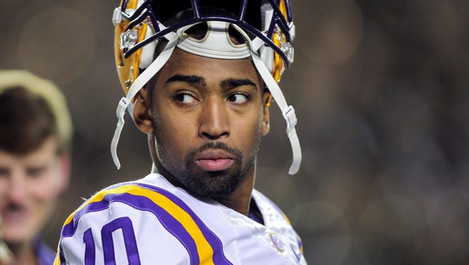 Ex-LSU quarterback Anthony Jennings, shown here before a 2014 game against Texas A&M, must compete with Jordan Davis for the No. 1 job at UL.