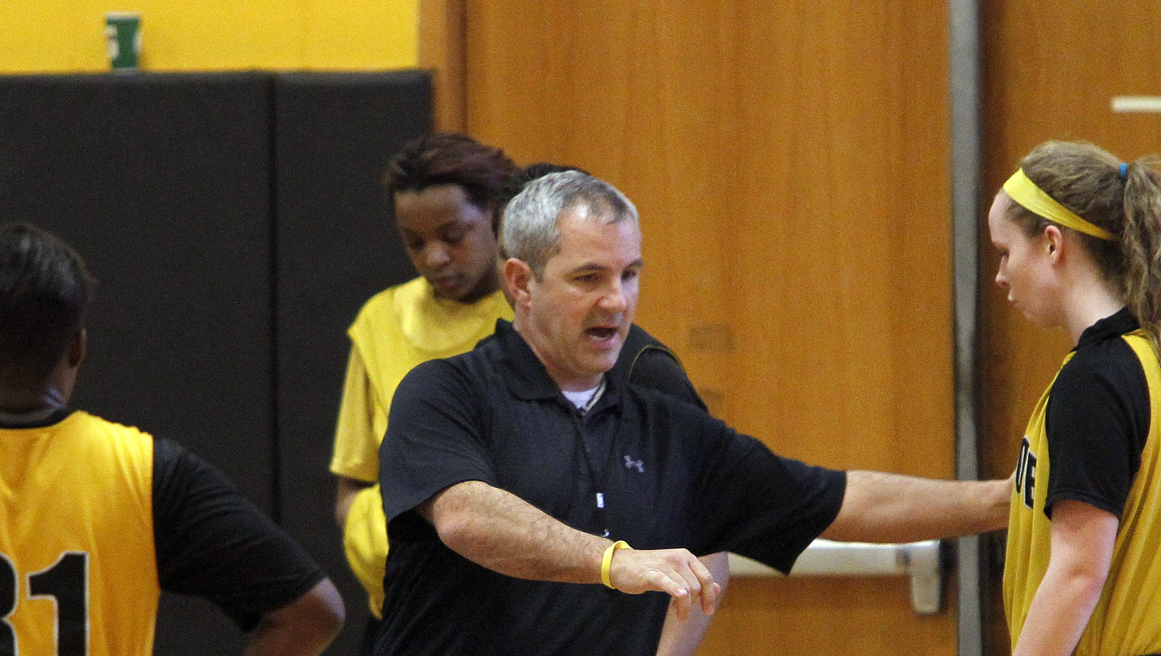Mcc Suspends Women S Basketball Coach Of The Year Tim Parrinello