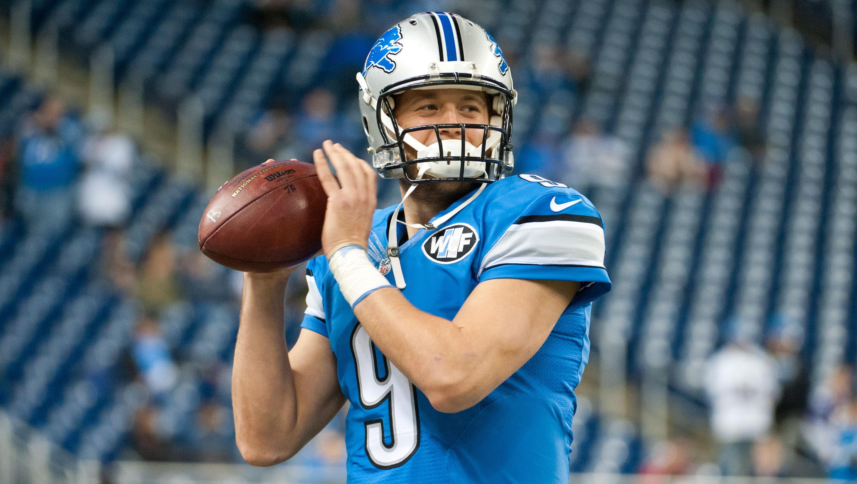 Bell Tolls How Do Other Nfl Quarterbacks Like Their Footballs