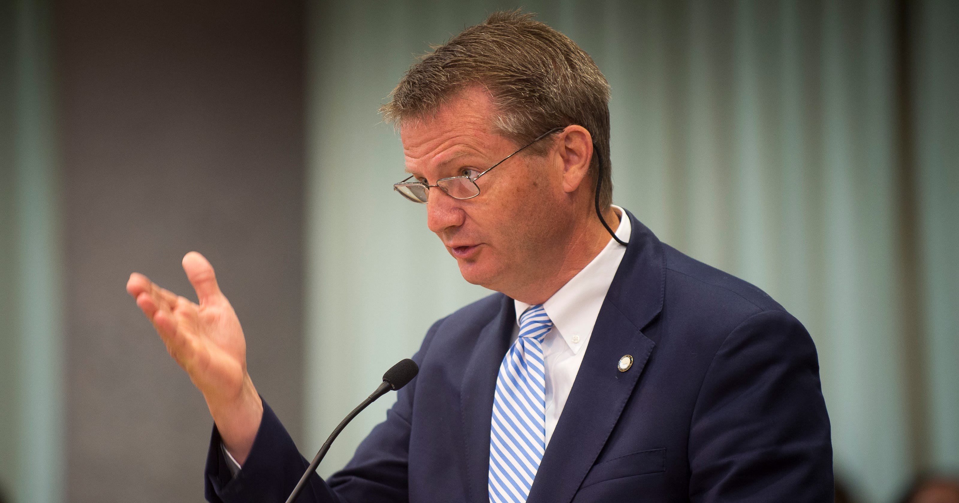 Knox County Mayor Tim Burchett: Knoxville should fight Bible-verse ...