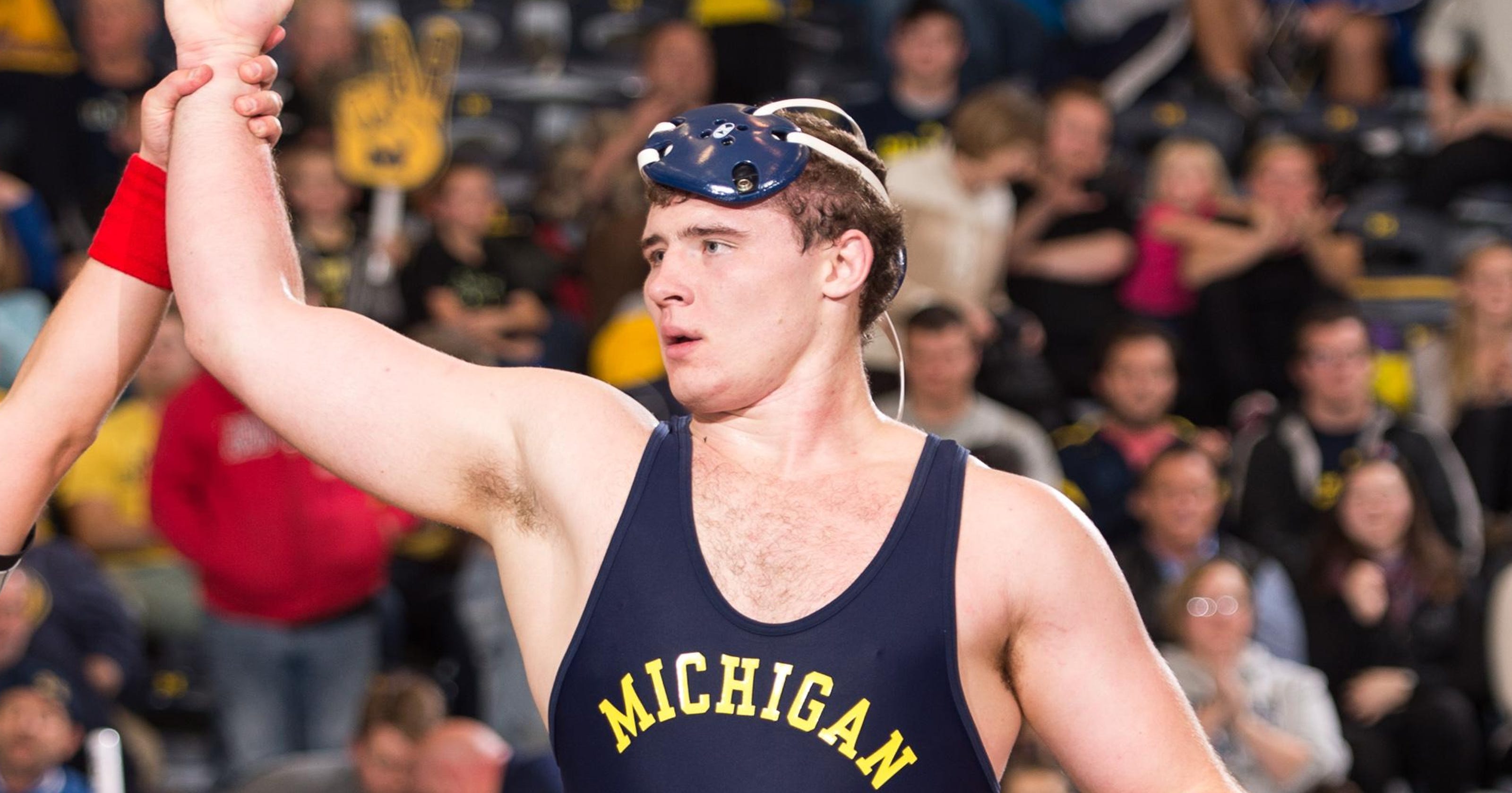 College Wrestling U M S Coon Seeks Ncaa Title Trip To Space