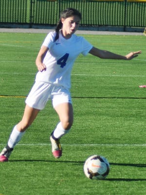 Kelsie Kearns of Lyndhurst is looking to get playing time as a freshman on the pitch for Iona.