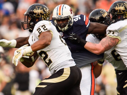 Area Players Sign Nfl Free Agent Contracts