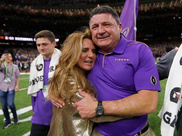 Lsu S Ed Orgeron Gets Extra 500 000 Bonus For National Championship