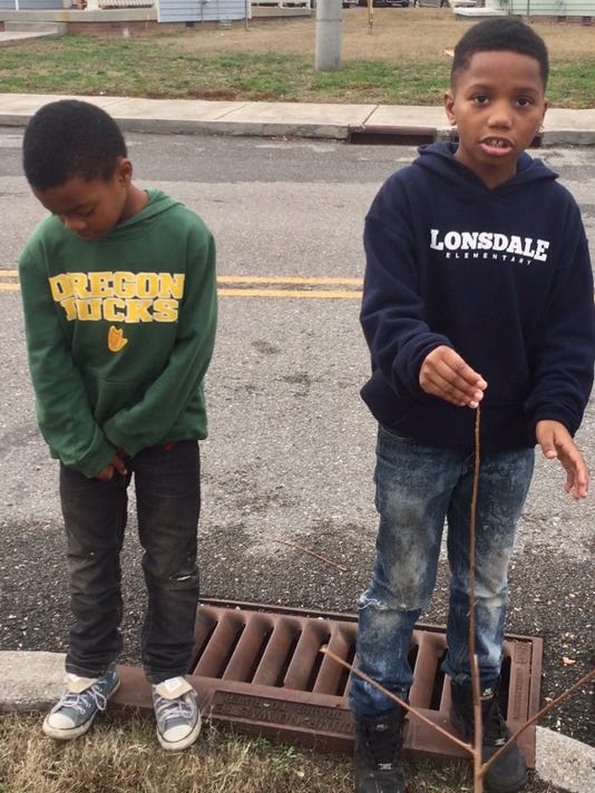 Group Of Boys Find Dead Man In Car At Lonsdale