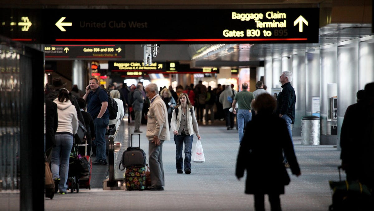 Airports with the longest walks between gates