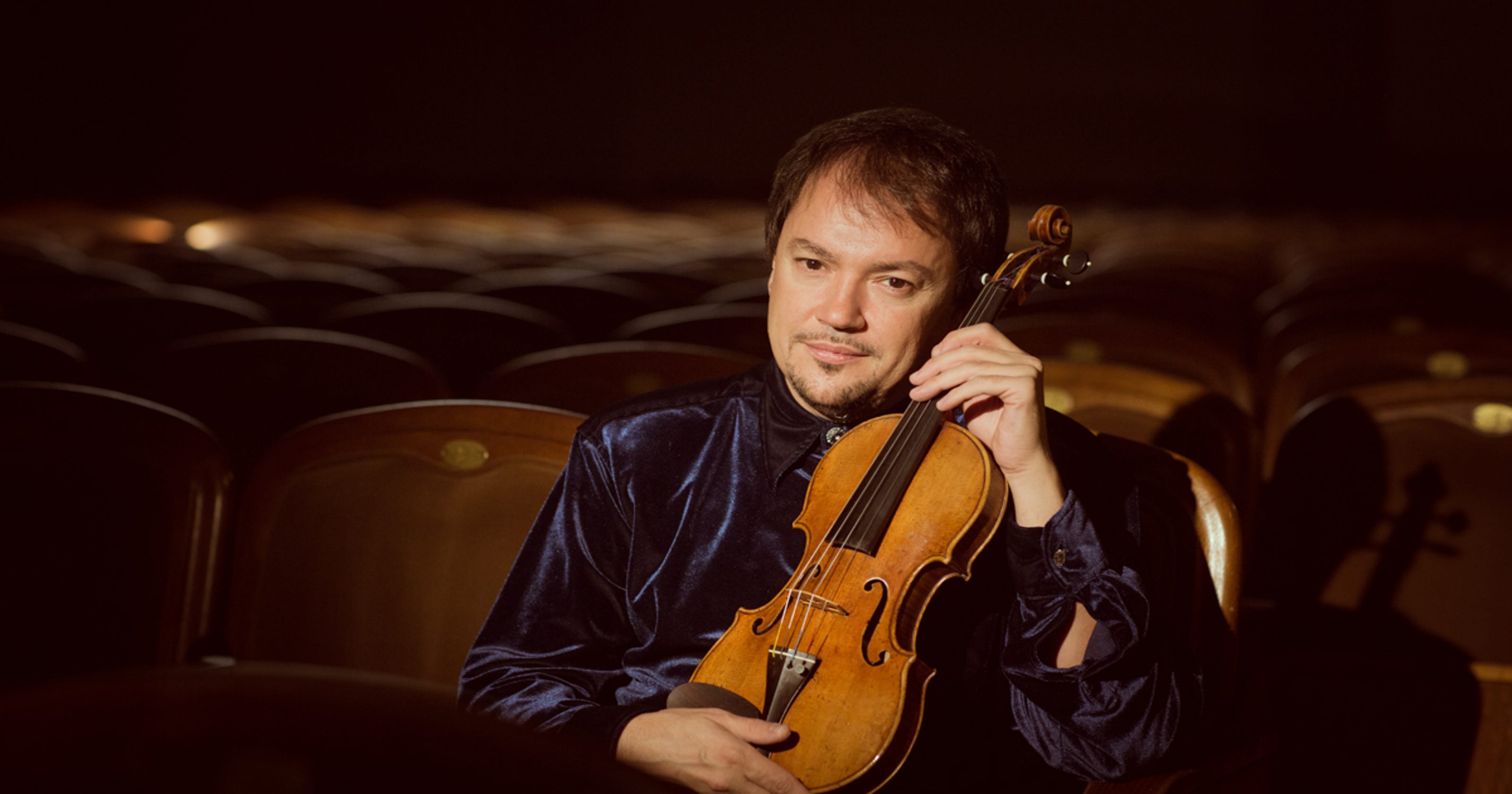 Russian Violinist Sergej Krylov Debuts With Symphony