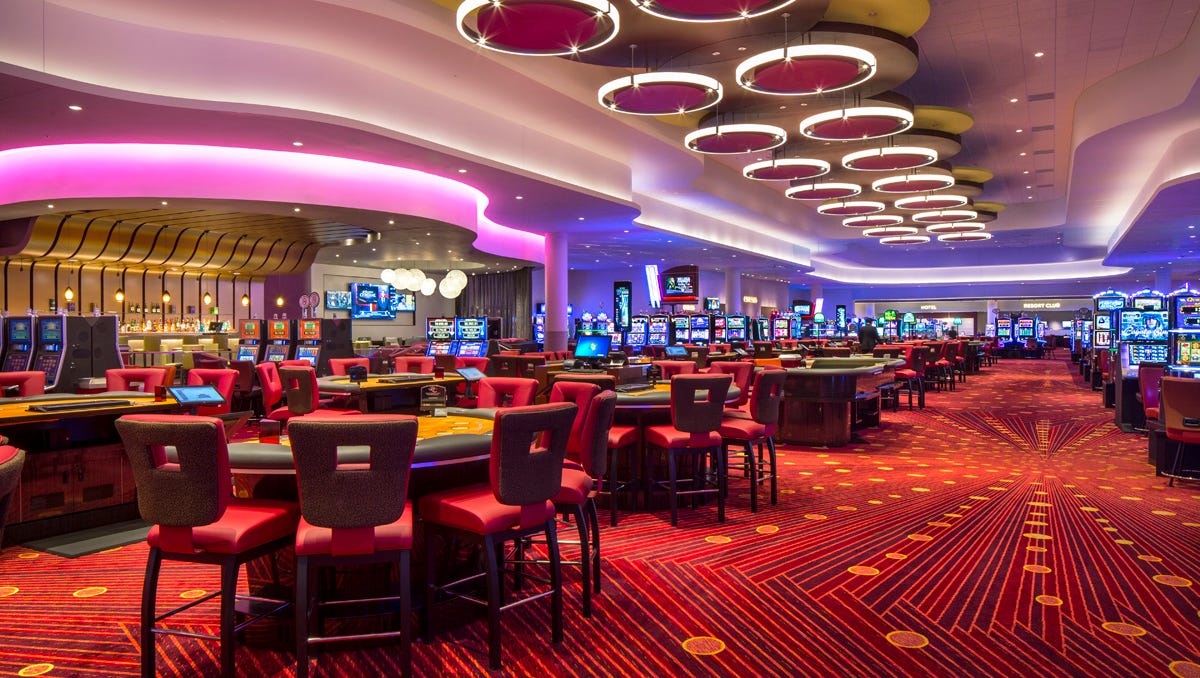 Iowa casinos: A guide to gambling, entertainment and dining at 8 