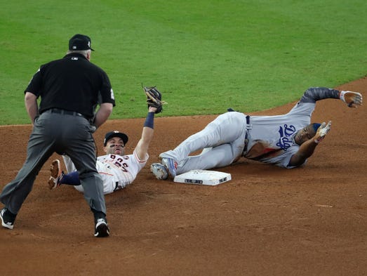 Game 3 at Minute Maid Park: Los Angeles Dodgers right