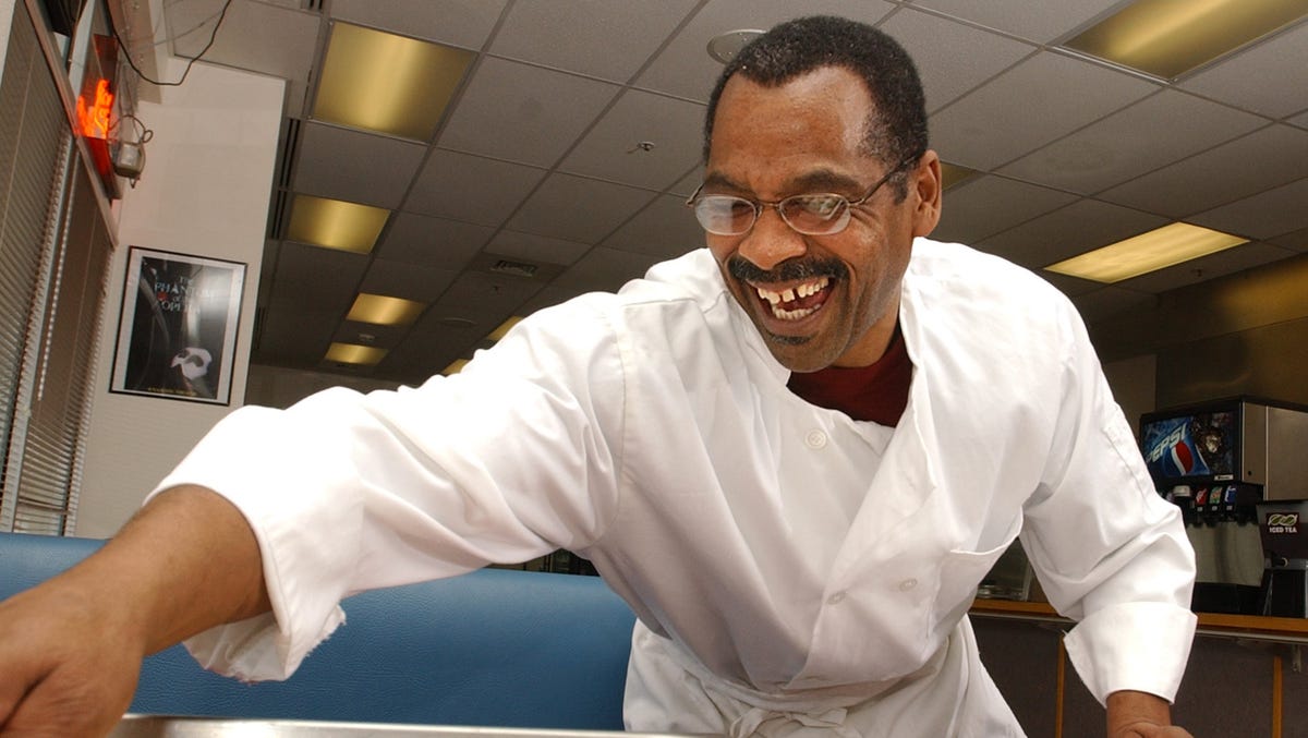 Broadway Cafe In Northeast Salem To Close