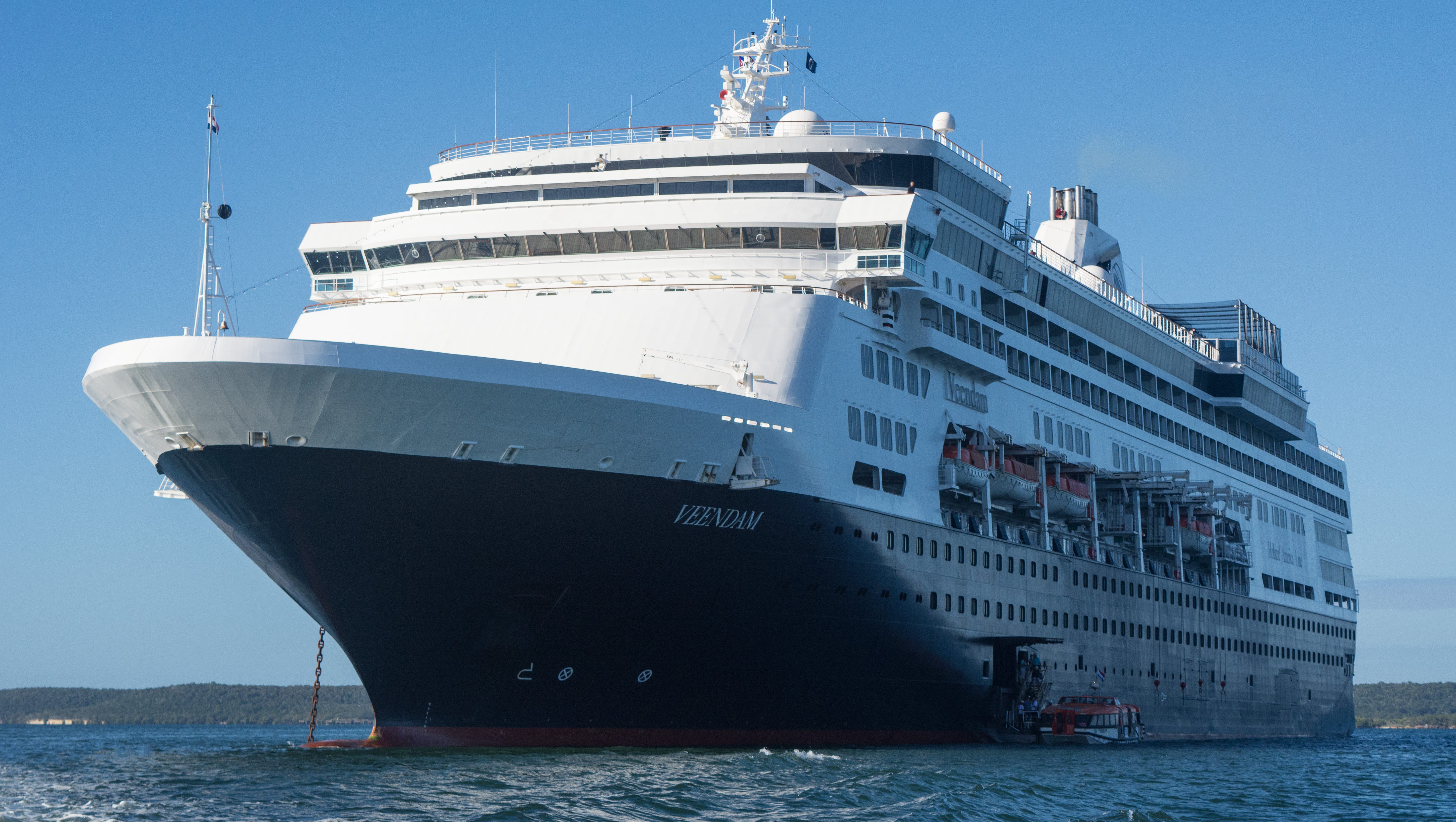 Carnival Other Cruise Lines Cutting Ships From Fleets Amid Covid 19