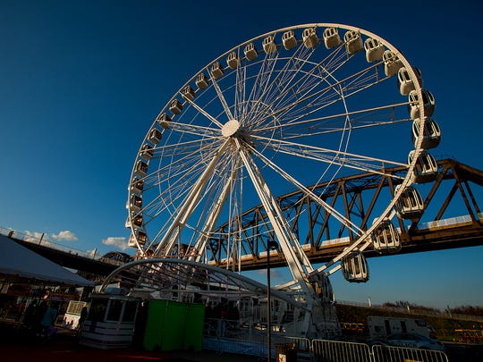 Ferris wheel open at Louisville #39 s Waterfront Park until Kentucky Derby