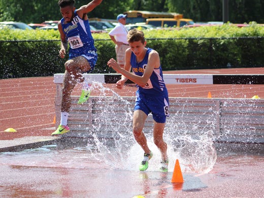 Scenes from Day 2 of the state track and field championships