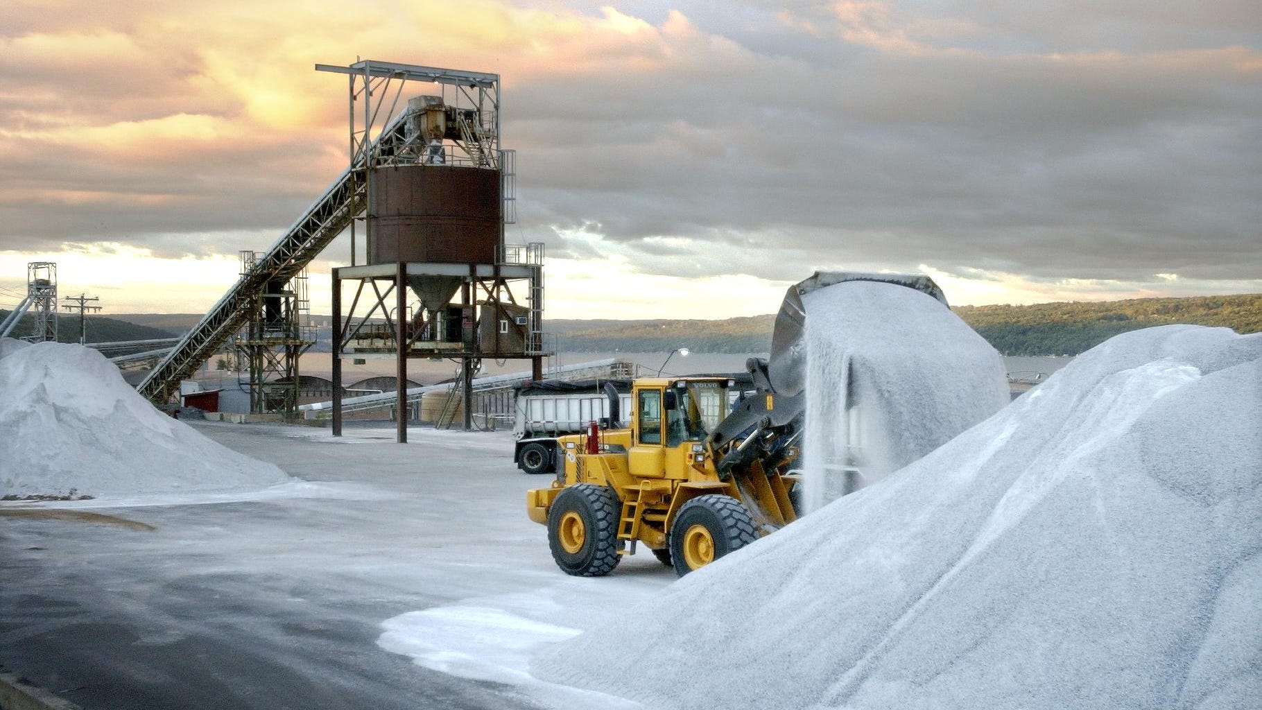Cayuga Lake pollution blamed on Cargill Salt Mine, DEC
