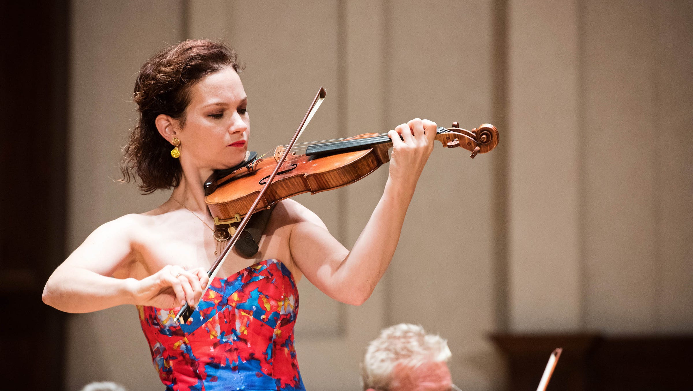 Знаменитая скрипачка. Hilary Hahn в молодости.