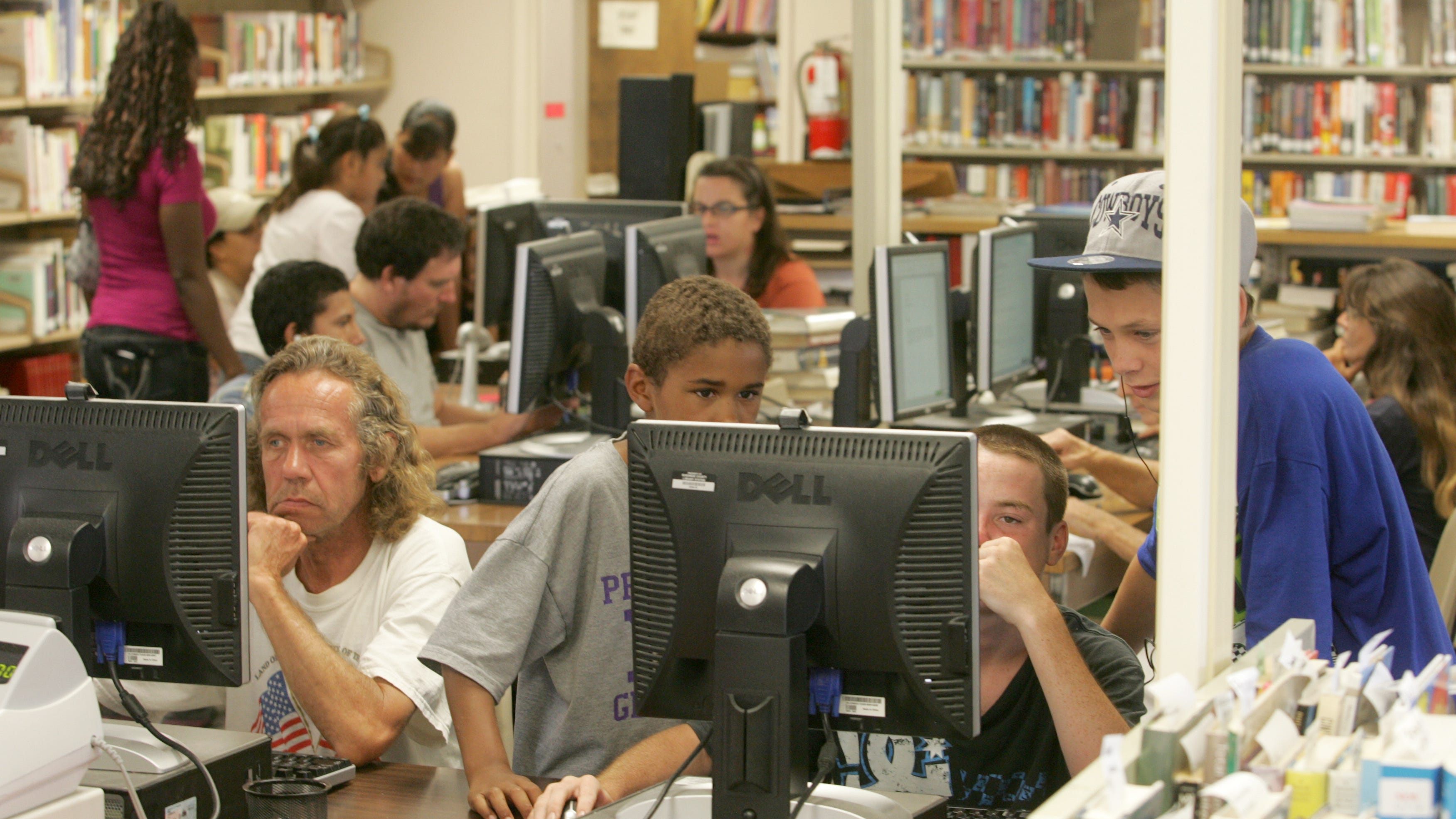 Fights prompt new hours at Desert Hot Springs library
