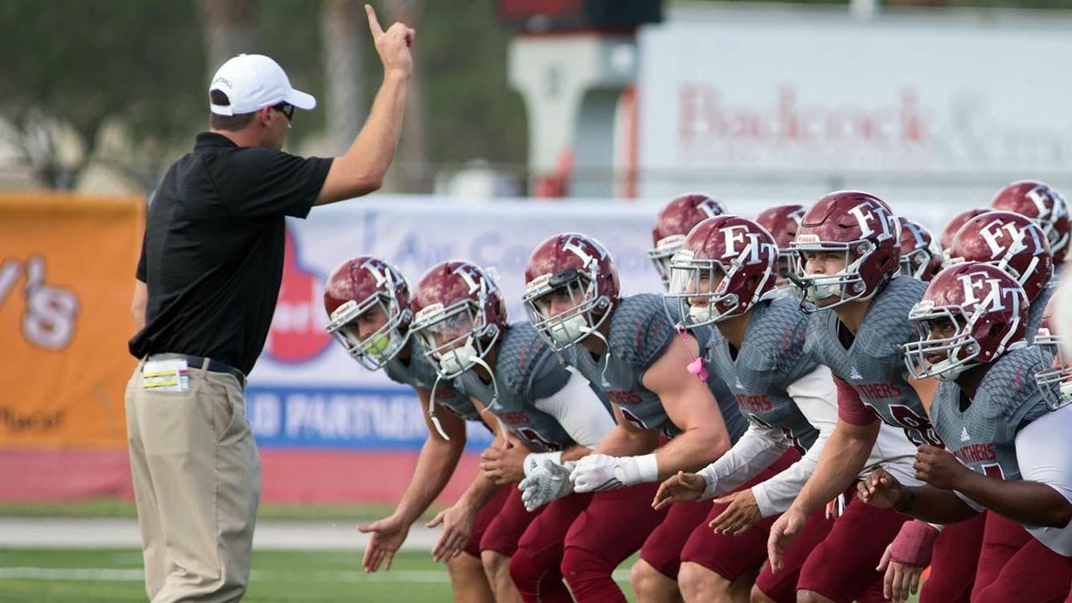 Florida Tech Cuts Football Program Announces Layoffs Due To Covid 19