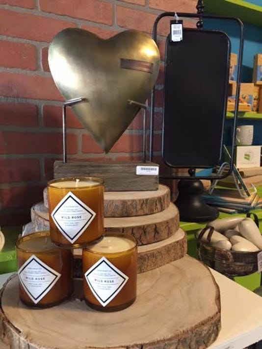 Former Valley Junction store owner opens a new shop