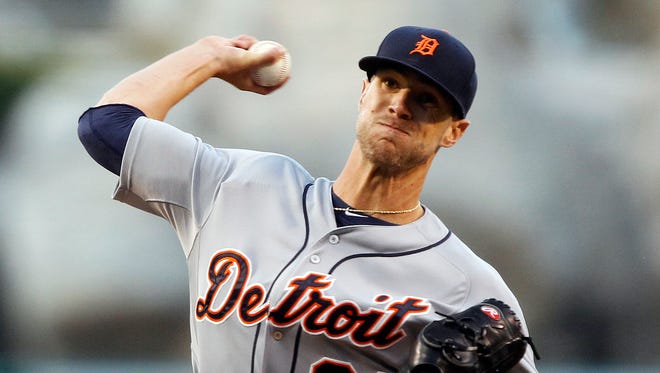 Shane Greene throws against the Angels during the first inning Saturday night.