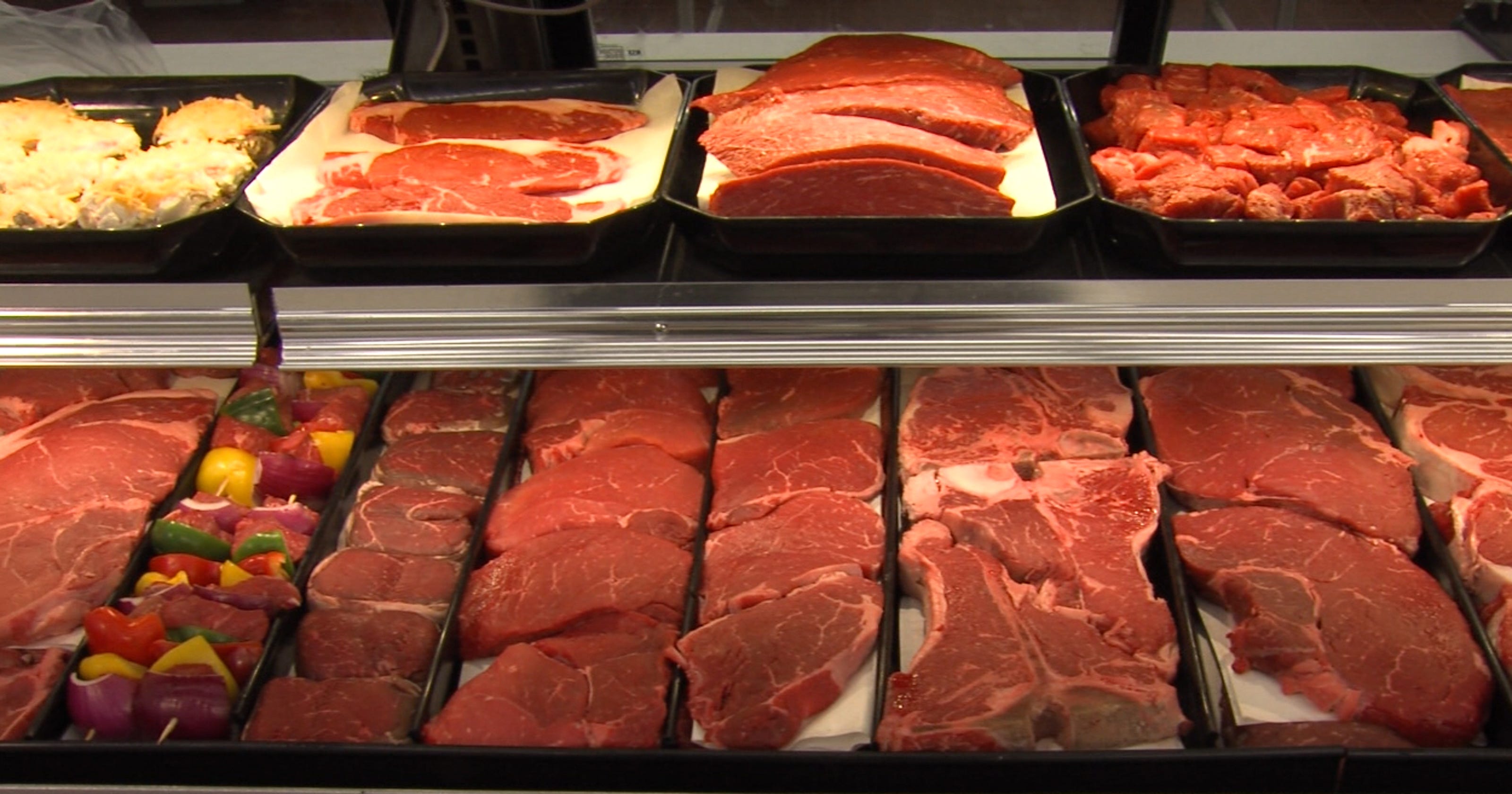 Fareway Tests Meat Market Concept