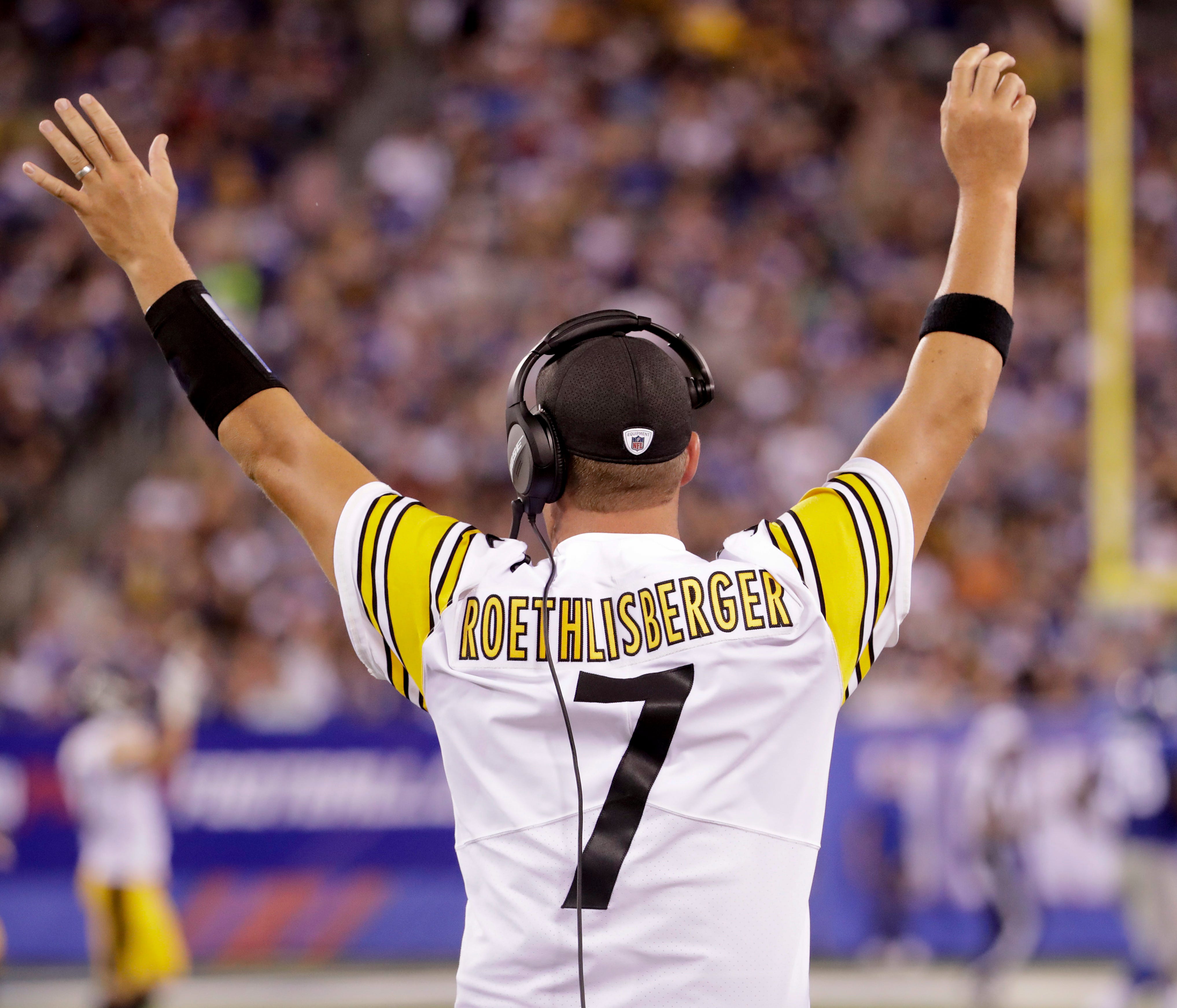 Pittsburgh Steelers quarterback Ben Roethlisberger (7) reacts on the sidelines during the third quarter of a preseason NFL football game against the New York Giants, Friday, Aug. 11, 2017, in East Rutherford, N.J. (AP Photo/Julio Cortez) ORG XMIT: ER