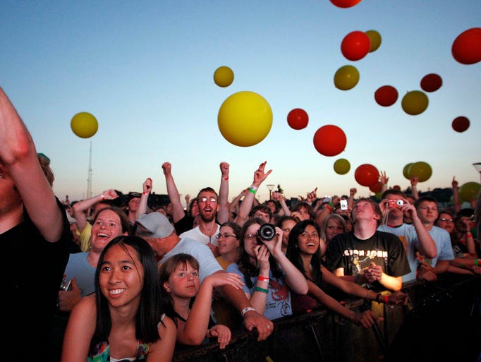 Many balloons in the air as fans react to the Flaming