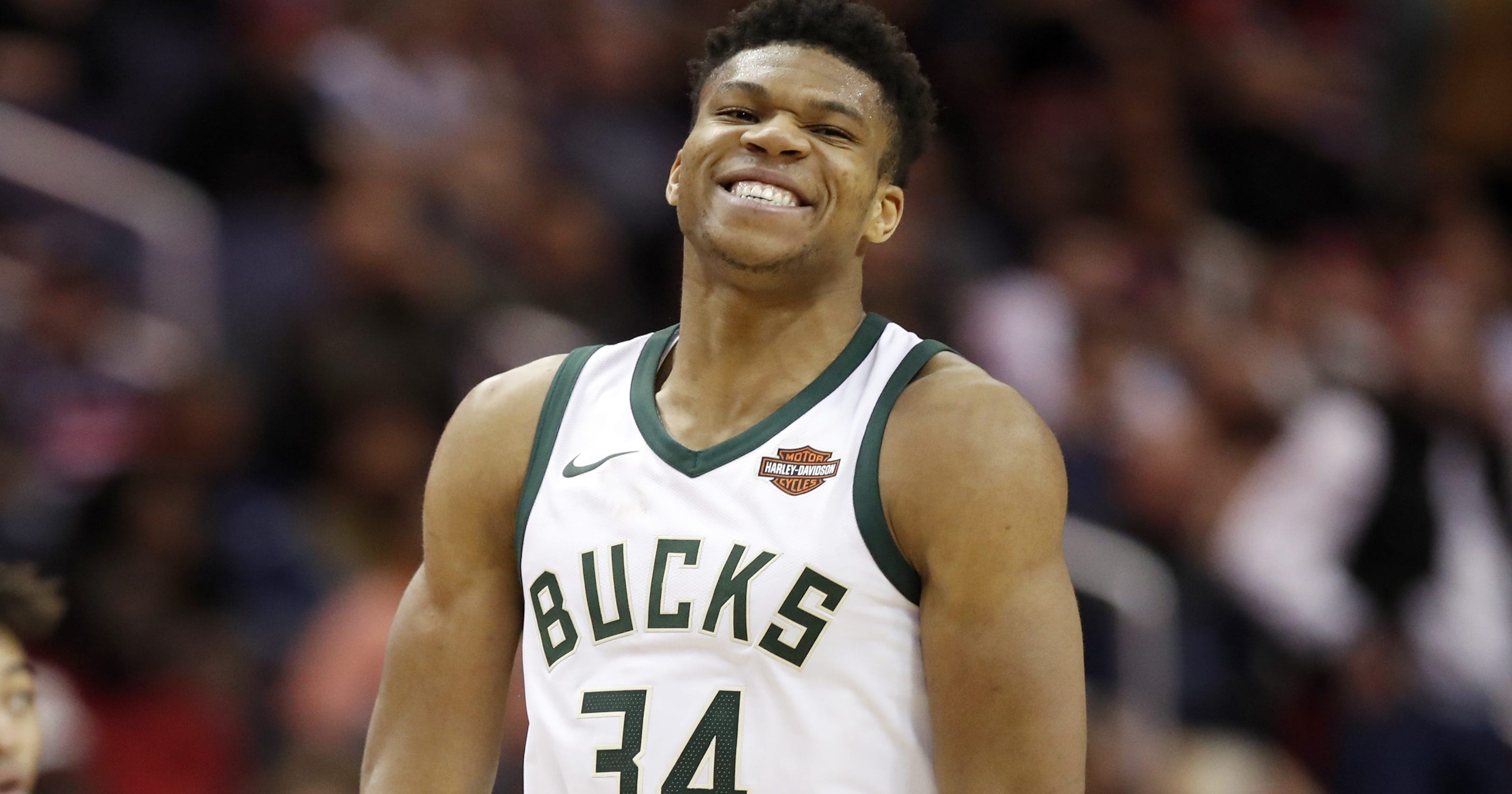 20 foods Giannis Antetokounmpo should try3200 x 1680