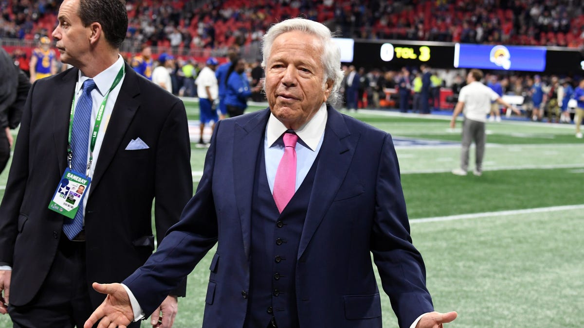 ATLANTA, GA - FEBRUARY 03:  CEO of the New England Patriots Robert Kraft attends the Super Bowl LIII Pregame at Mercedes-Benz Stadium on February 3, 2019 in Atlanta, Georgia.  (Photo by Kevin Winter/Getty Images)