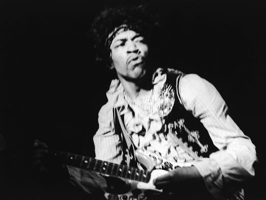 hendrix and vietnam Elwood randall hendrix is honored on panel 26e, row 60 of the vietnam veterans memorial in washington, dc elwood randall hendrix is from fulton, mo and served as a 1lt in the army. hendrix and vietnam Elwood randall hendrix is honored on panel 26e, row 60 of the vietnam veterans memorial in washington, dc elwood randall hendrix is from fulton, mo and served as a 1lt in the army.