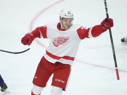 NHL: Preseason-Detroit Red Wings at Toronto Maple Leafs
