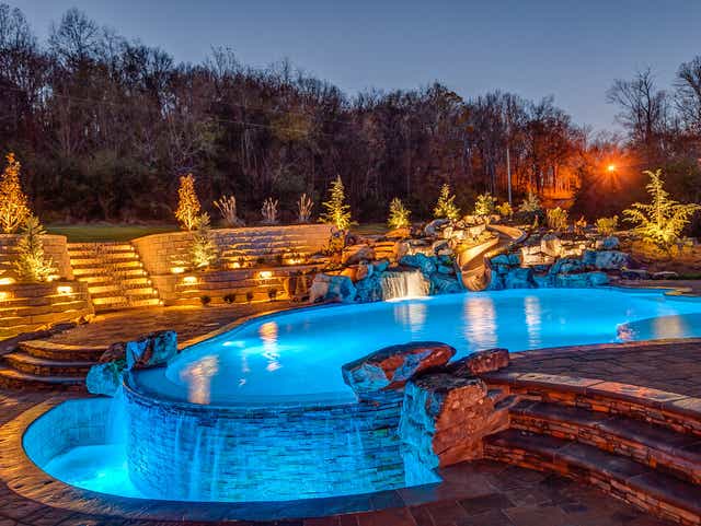 Williamson Family Pool Business To Dive Into Reality Tv