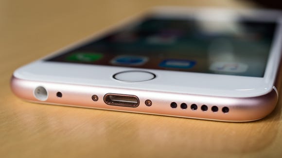 These Are The Best Phones That Still Have A Headphone Jack