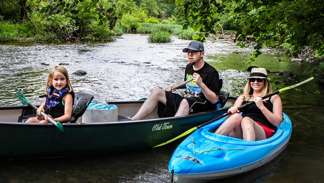 Stones River Kayak and Canoe Rentals in Murfreesboro launches