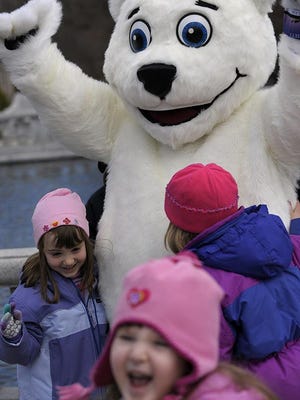 Live entertainment, treats and games at part of Bunnyville at Detroit Zoo this weekend.