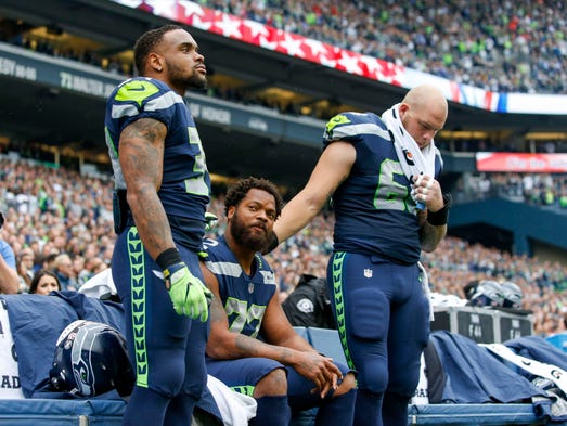Seattle Seahawks defensive end Michael Bennett (72)