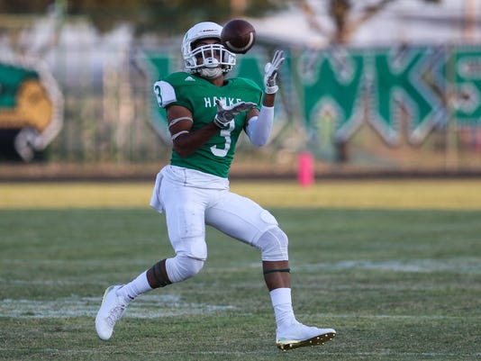 Hs Football Wall Jumps To No 4 In State Poll