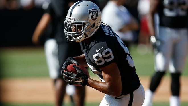 Oakland Raiders wide receiver Amari Cooper (89) warms up before an NFL preseason football game against the Arizona Cardinals in Oakland, Calif., Sunday, Aug. 30, 2015. (AP Photo/Tony Avelar) ORG XMIT: OAS