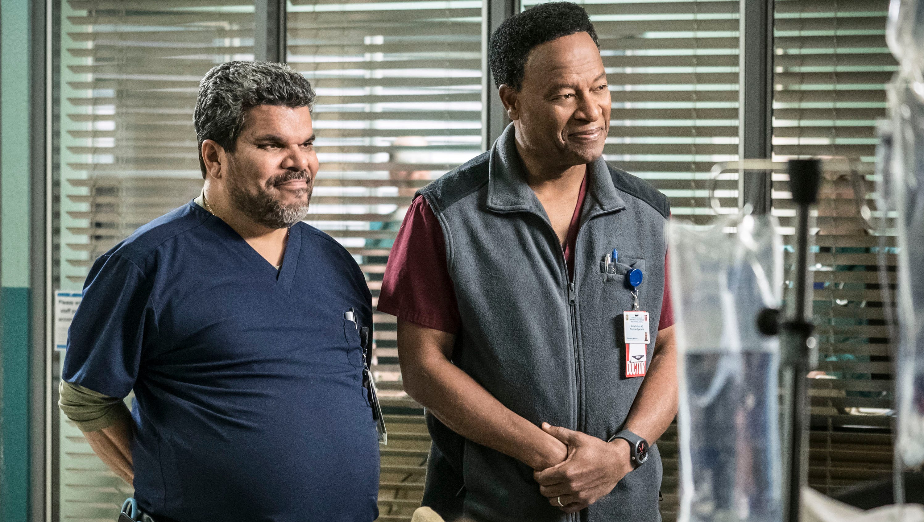Luis Guzman Plunges Into Cbs Drama Code Black