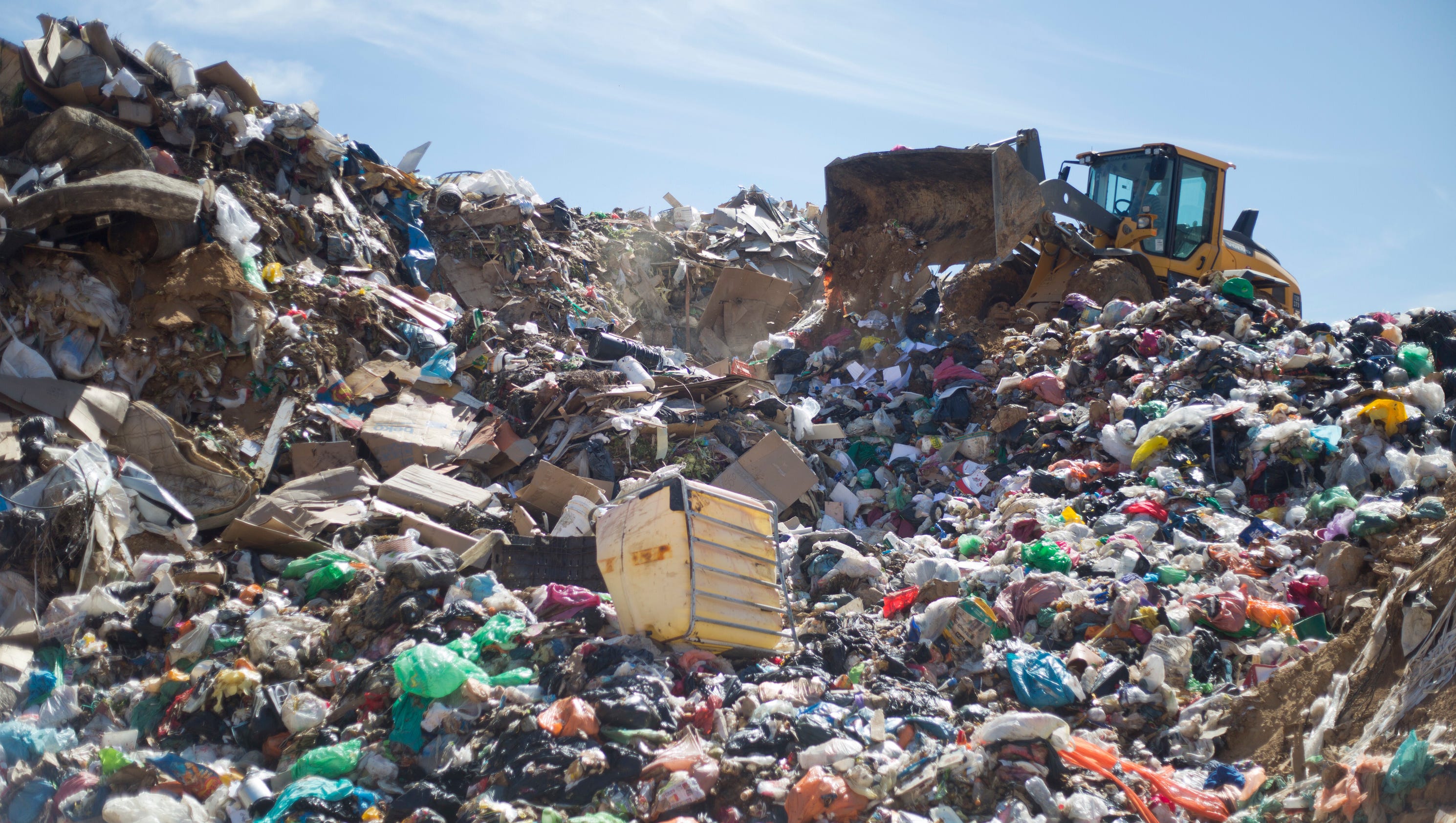 Waste Recycling Israeli Business Says It Can Turn Garbage Into Plastic Gold