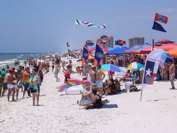 Saturday at Pensacola Beach for Memorial Day Weekend