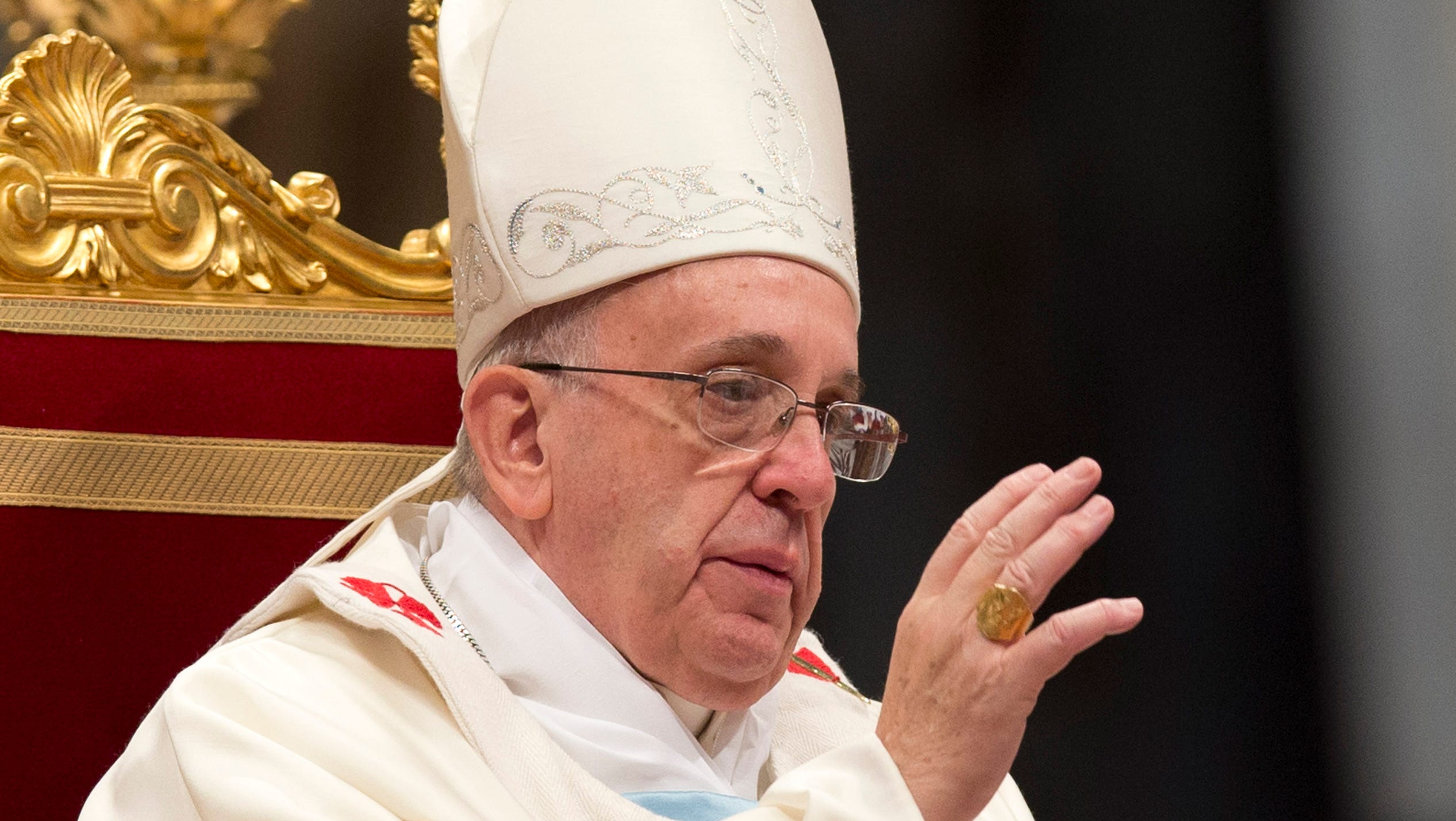 Pope Francis: Priests can become 'little