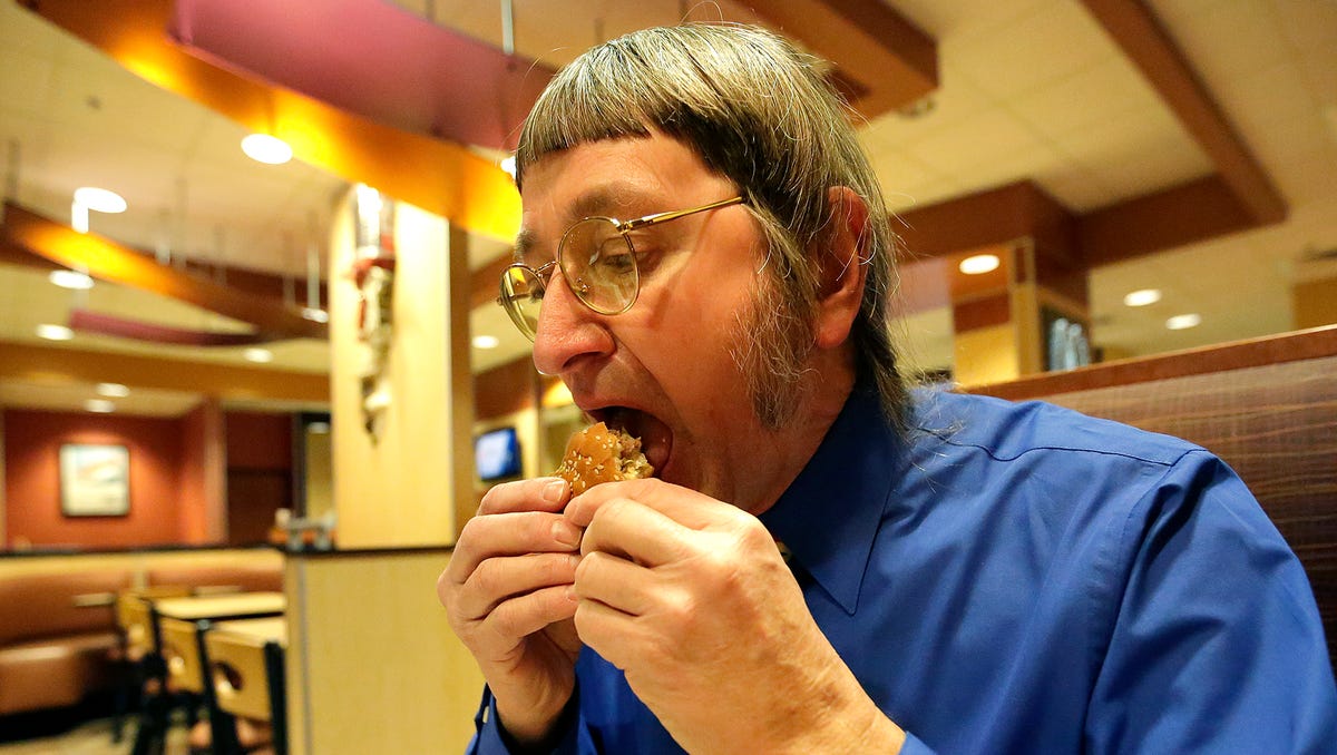 Don Gorske Gobbles 29 000th Big Mac