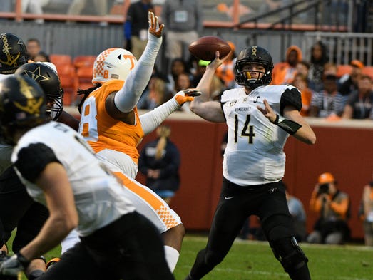 Vanderbilt quarterback Kyle Shurmur (14) during second