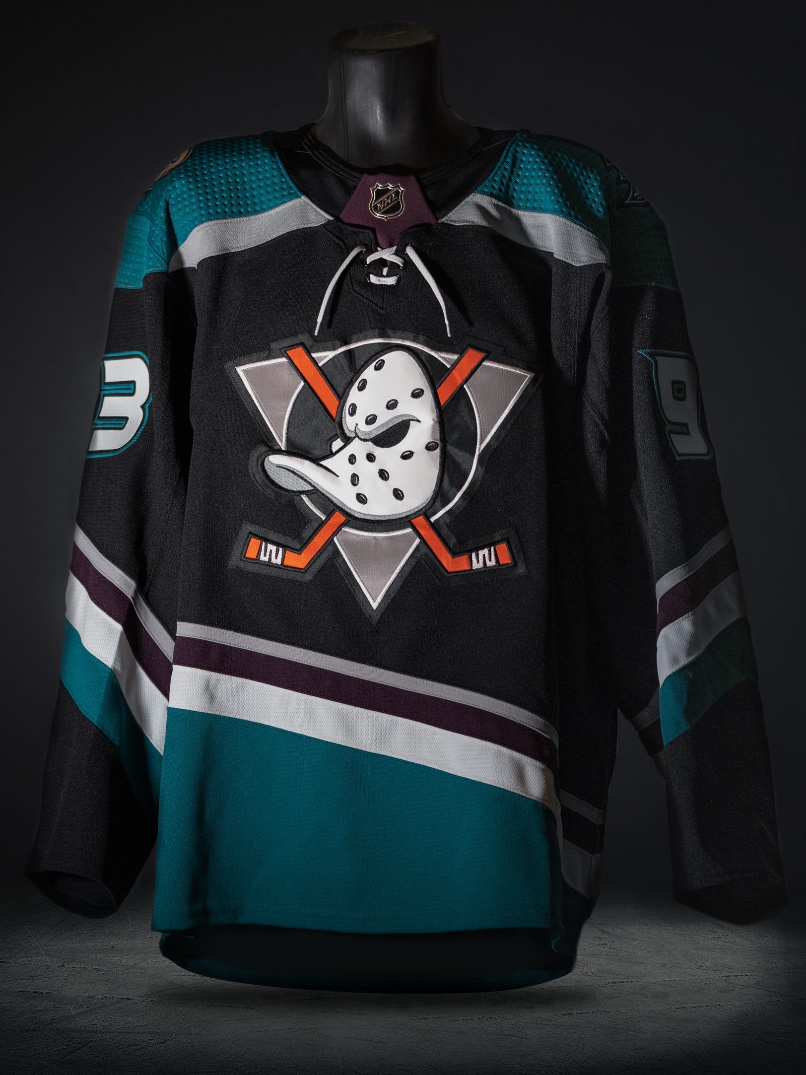 1990's anaheim ducks jersey