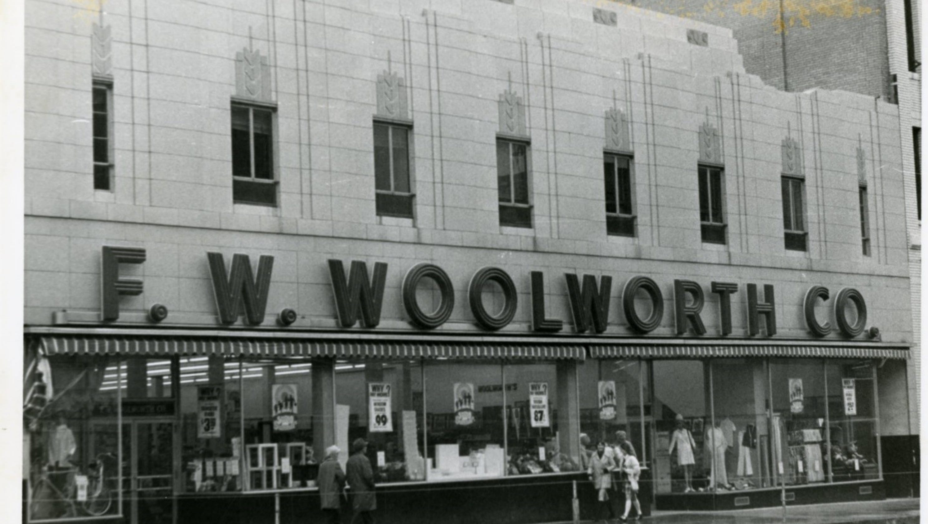 Looking Back: Woolworth store allowed people to shop