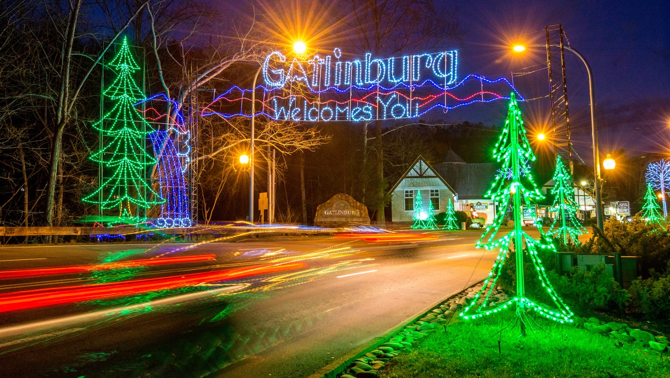 christmas towns to visit in tennessee