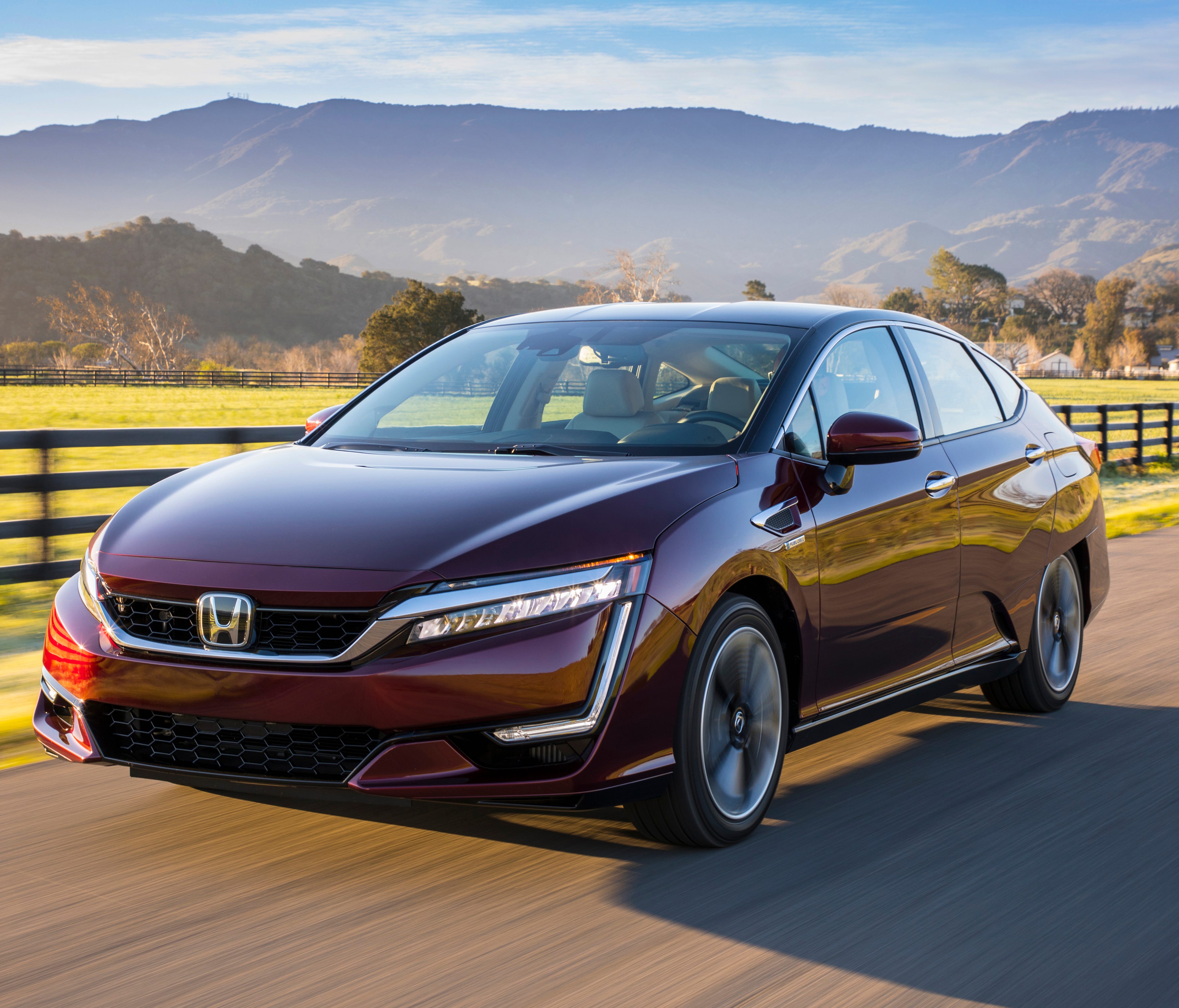 2017 Honda Clarity is the latest version of its fuel-cell car