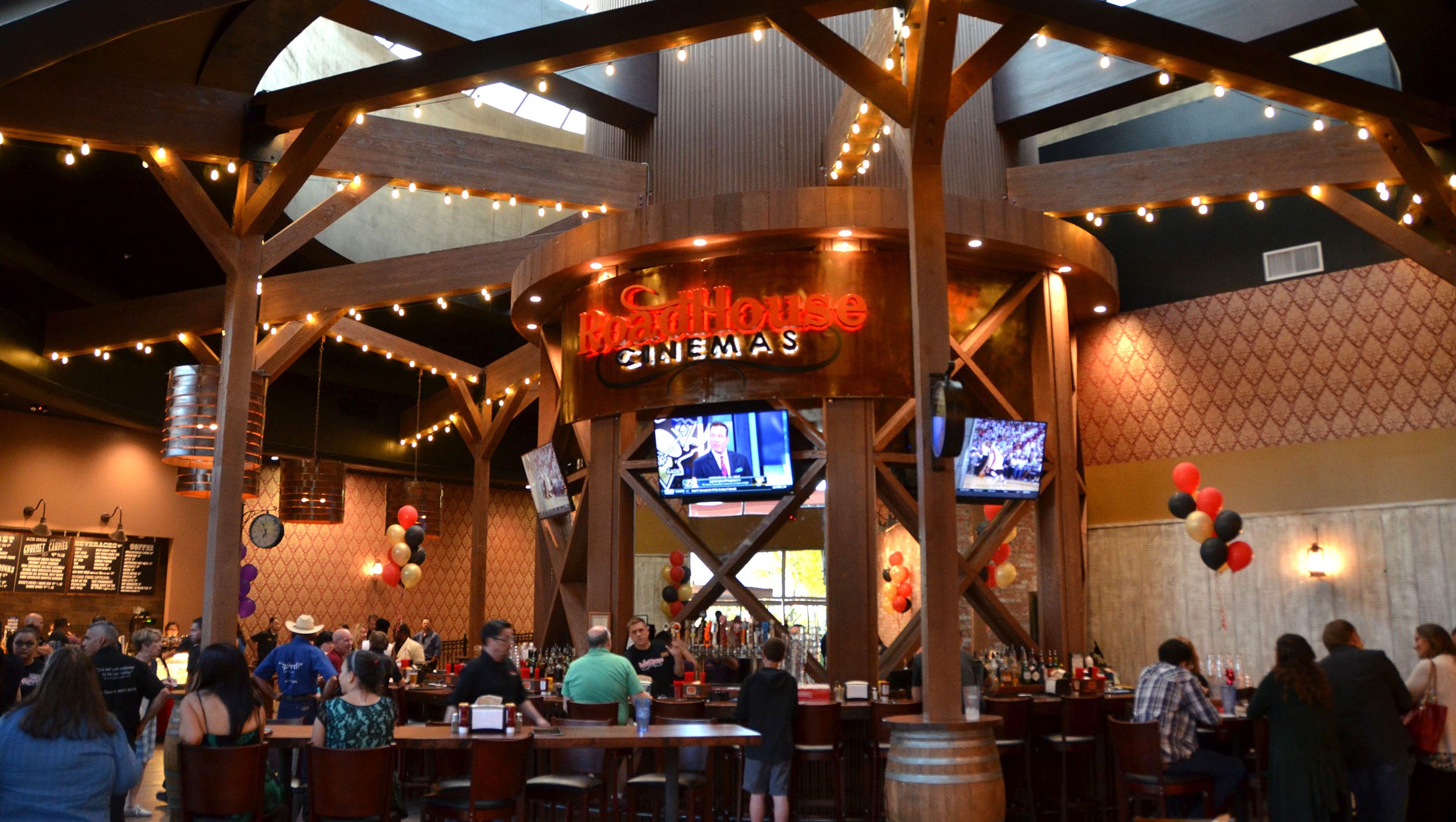 How Luxury Movie Theaters Compare Around Phoenix